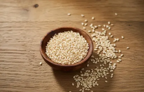 तिल: दांतों की मजबूती के लिए एक प्राकृतिक उपाय