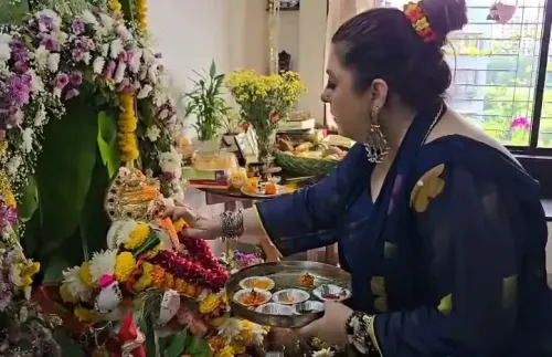 डेलनाज ईरानी और दिव्या दत्ता ने मनाई गणेश चतुर्थी, बोलीं- 'बप्पा को अच्छे विचार और मीठी जुबान ज़्यादा पसंद'