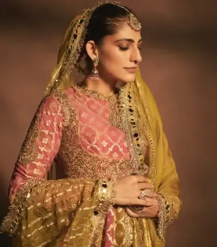दर्शकों के पास अब पूरी आजादी है कि वे फिल्मी पर्दे चुनें या ओटीटी : कुब्रा सैत