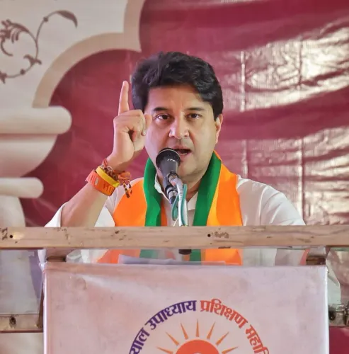 दतिया उपचुनाव: सिंधिया 24 जुलाई को भाजपा प्रत्याशी के समर्थन में बड़ौनी जनसभा को करेंगे संबोधित
