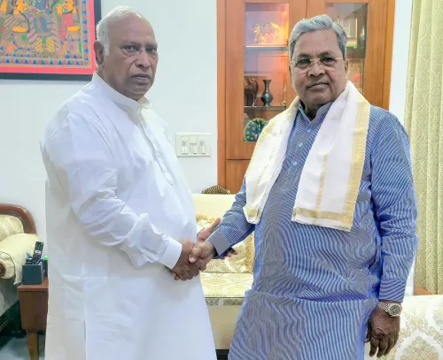 New Delhi: Mallikarjun Kharge Meets Former CM Siddaramaiah  