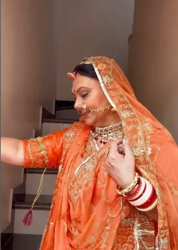 क्या दीपिका चिखलिया ने राजस्थानी अवतार में फैंस का दिल फिर से जीता?