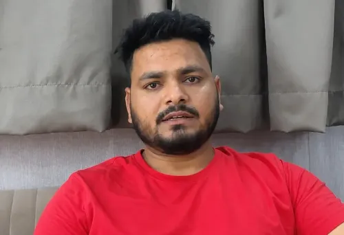 दीपिका नागर मौत मामला: पड़ोसी का खुलासा — घटना से एक घंटे पहले घर में थे पिता, माँ बोलीं '8 महीने से प्रताड़ना'