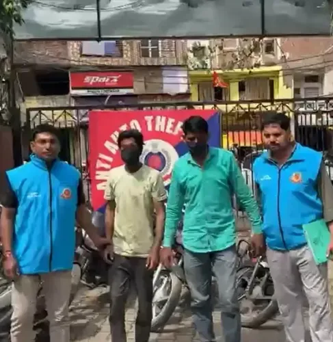 दिल्ली में एएटीएस ने दो वाहन चोरों को किया गिरफ्तार, पांच गाड़ियों की बरामदगी