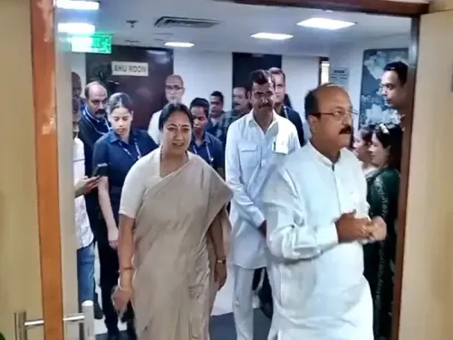 What Insights Did Delhi CM Gupta Share During the Interactive Meeting with Students and Parents?