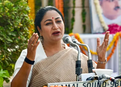 Delhi CM Rekha Gupta orders Fortis Hospital Shalimar Bagh inspection after patient complaint