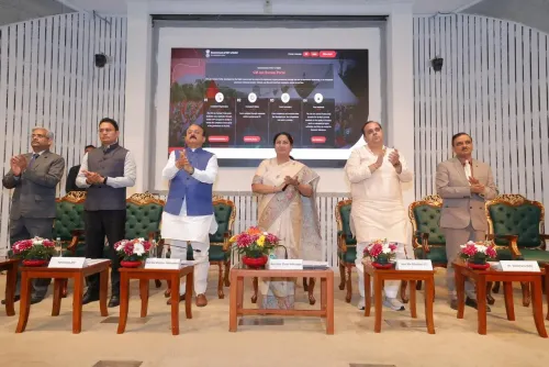 Has Delhi CM Rekha Gupta Unveiled the 'Jan Sunwai Portal' to Address Complaints?