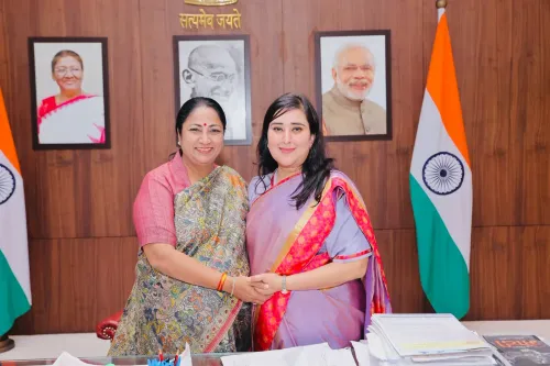 Delhi CM Rekha Gupta Praises MP Bansuri Swaraj's National Commitment