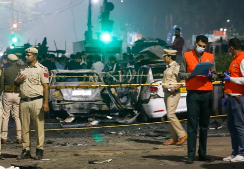 What Did the Delhi Cop Witness During the Blast?