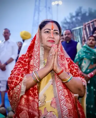 How did Delhi immerse in devotion during Chhath Puja?