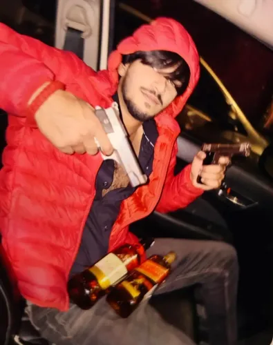 दिल्ली में सोनू दरियापुर गैंग का वांछित अपराधी आर्यन गिरफ्तार, पिस्टल और कारतूस बरामद