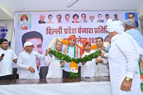 दिल्ली में बंजारा समुदाय हाशिए पर: देवेंद्र यादव का AAP और BJP पर निशाना