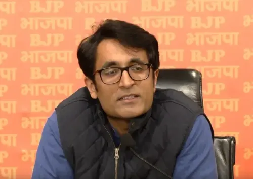 क्या दिल्ली में अवैध अतिक्रमण हटाने पर पाकिस्तान और कांग्रेस-सपा की भाषा एक जैसी है?: प्रदीप भंडारी