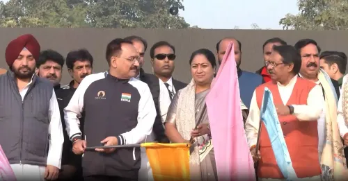 क्या मुख्यमंत्री रेखा गुप्ता ने 'नमो रन' को हरी झंडी दिखाई?