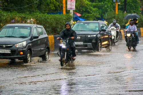 दिल्ली-एनसीआर में अगले दो दिन बारिश जारी रहेगी, शुक्रवार के लिए IMD का येलो अलर्ट