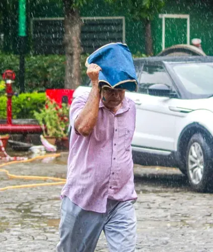 दिल्ली-एनसीआर में 28 और 29 जुलाई को बदलेगा मौसम का मिजाज, बारिश-आंधी और वज्रपात का येलो अलर्ट