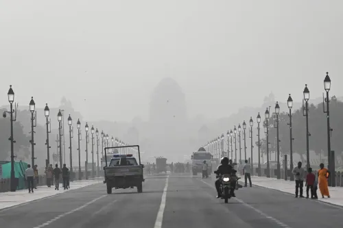 दिल्ली-एनसीआर में ठंड की दस्तक: गाजियाबाद लोनी का AQI 309, बवाना सबसे प्रदूषित