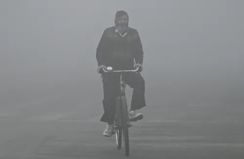 Why is Delhi-NCR Facing Dense Fog with Moderate to Poor AQI?