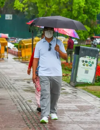 Delhi-NCR rain, dust storm slash mercury to 38°C from 44.5°C