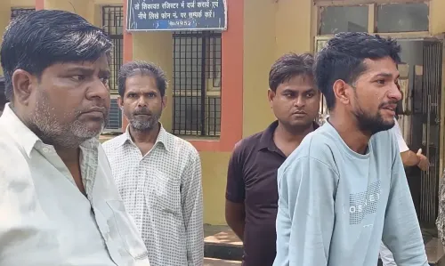 न्यू उस्मानपुर में युवक ललित की चाकू मारकर हत्या, आरोपी ने पीड़ित के फोन से दी वारदात की जानकारी