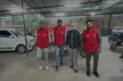 Delhi Police Capture Notorious Snatcher, Recover ₹40,000 and Two Motorcycles