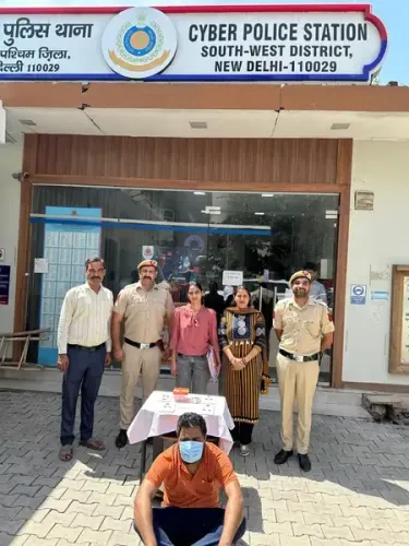 Delhi Police Nab Cyber Stalker and Serial Extortionist; Targeted 500+ Women