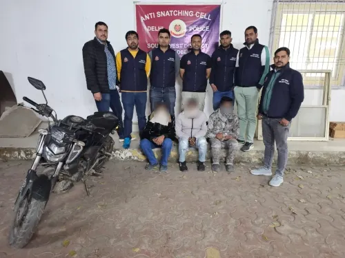 Did Delhi Police Arrest Three Snatchers After Analyzing Over 300 CCTV Cameras?