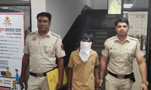 Delhi Police arrest two armed men in Shahdara, recover pistols and cartridges