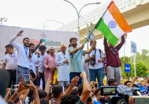 Delhi Police lathi-charge on student marchers sparks NEET-UG protest row