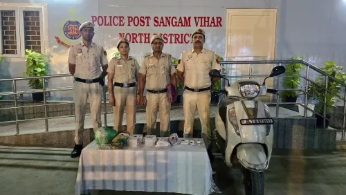 Delhi Police arrests two for Wazirabad burglaries, recovers jewellery and ₹42,670 cash