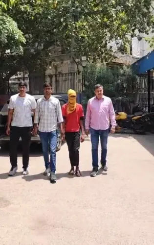 दिल्ली पुलिस ने बापरोला में ड्रग सप्लायर को दबोचा, 8.120 किलो गांजा जब्त