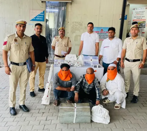 दिल्ली पुलिस का बड़ा ऑपरेशन: मोरादाबाद में अवैध हथियार फैक्ट्री ध्वस्त, 3 गिरफ्तार