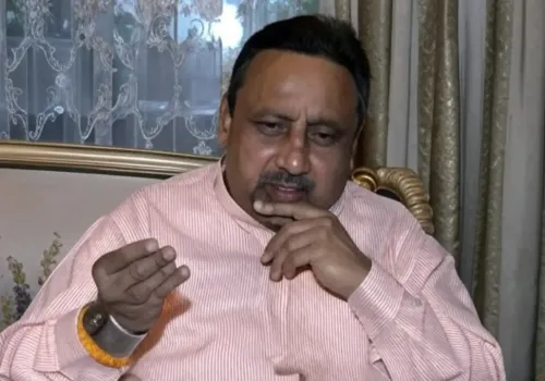 दिल्ली सरकार ने बाढ़ प्रभावित लोगों के लिए रिलीफ कैंप क्यों बनाए?