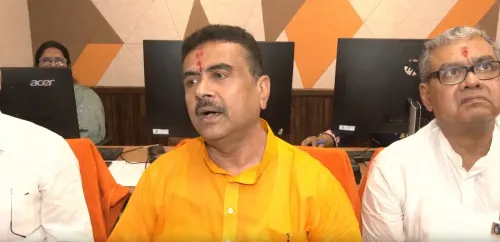सुवेंदु अधिकारी की चेतावनी: सरकार बदलनी है तो चुनाव से बदलो, बांग्लादेश जैसी घेराबंदी भारत में नहीं चलेगी