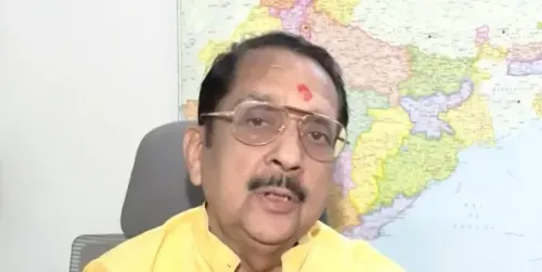 क्या सपा सांसद सनातन पांडे को गिरफ्तार किया जाना चाहिए देश-विरोधी बयान के लिए?: राज के पुरोहित