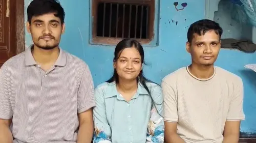 नीट-यूजी 2025: बिहार के सहरसा में तीन भाई-बहनों ने एकसाथ पास की परीक्षा, झारखंड के ज्ञानेंद्र ने 676 अंकों से किया टॉप