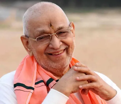PM Modi Honors the Legacy of Srimad Sudhindra Tirtha Swamiji: A Life of Service and Spirituality