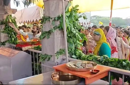 Why Are Devotees Flooding Temples in Himachal on Navratri's First Day?