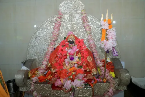 Dharmendra Pradhan Offers Prayers at Dhenkanal Temple on Mahastami