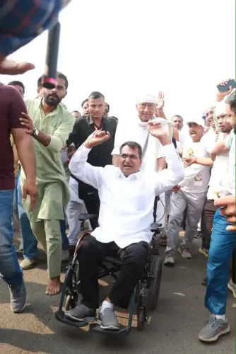 दिग्विजय सिंह की सत्य सनातन स्वाभिमान यात्रा दूसरे दिन देवास की ओर, उज्जैन से अयोध्या तक 930 किमी का लक्ष्य