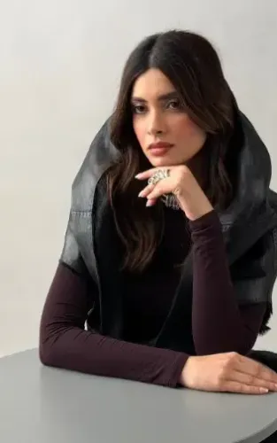 How Does Diana Penty Capture the Essence of Every 'Mumbaikar' When Mumbai Hits 18 Degrees?