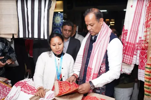 How is Delhi Minister Promoting Cooperative Sector with Digital Platforms and Stores?