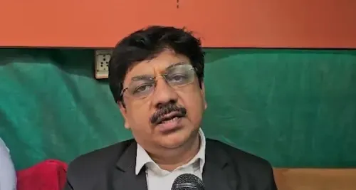राम मंदिर दान विवाद: वकील शशांक शेखर त्रिपाठी ने दिग्विजय सिंह को भेजा ₹1.11 लाख लौटाने का कानूनी नोटिस