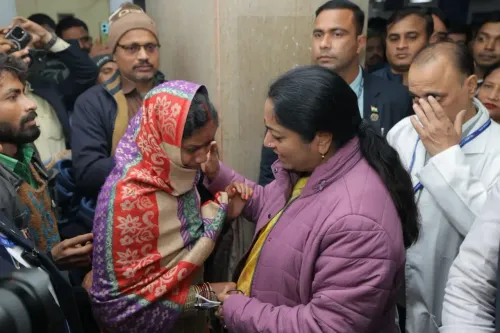 क्या दिल्ली के लोगों को गुणवत्तापूर्ण स्वास्थ्य सेवा मुहैया कराना हमारी प्राथमिकता है?