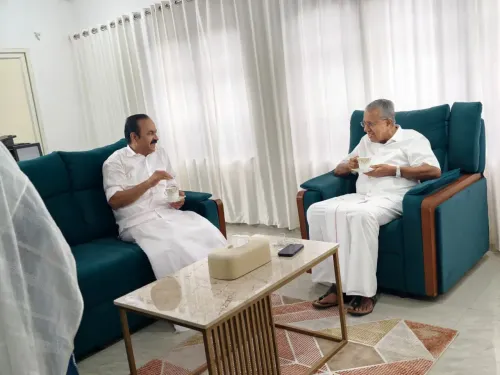 Satheesan visits Vijayan ahead of Kerala CM swearing-in, shares green tea