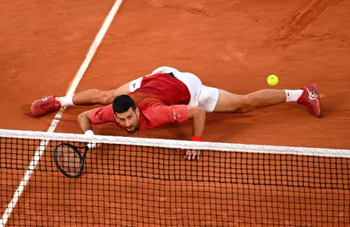 Did Djokovic Overcome a Knee Scare to Reach SF in Geneva?
