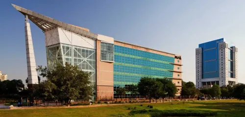 Why Did DLF’s Q1 Net Profit Decline by 40% Sequentially?