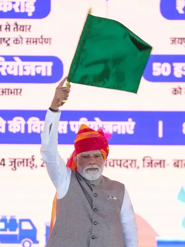 PM Modi encourages nervous constable at Rajasthan's Pachpadra Refinery inauguration