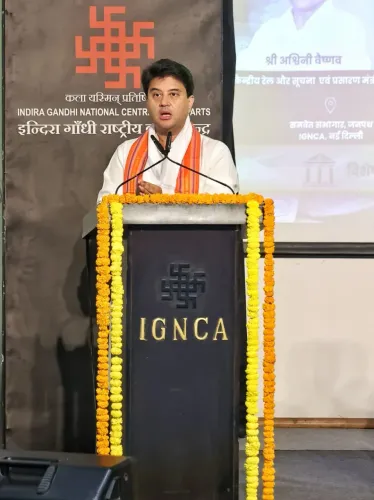हिंदी पत्रकारिता द्विशताब्दी: सिंधिया ने 'उदंत मार्तंड' पर डाक टिकट जारी किया, 200 साल की विरासत को सलाम