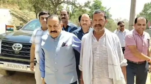 Dr. Jitendra Singh attends Shaheed Amarjit Sharma tribute in Kathua